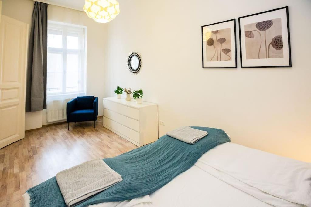 Opera Apartment Budapest With Three Bedroom W Ac Budapeste Exterior foto